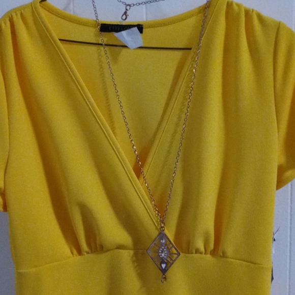 Dress - Picture 2 of 2